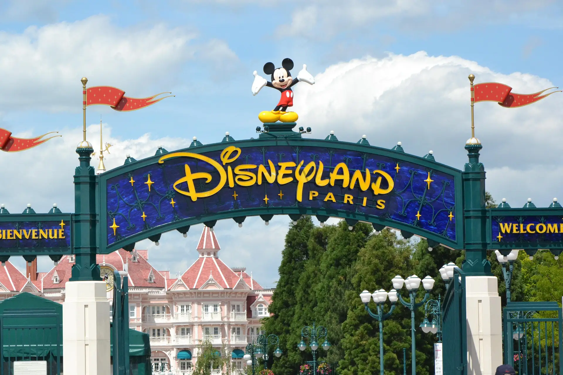 ¿Cuándo es la mejor época para viajar a Disneyland París? Clima, eventos y temporadas
